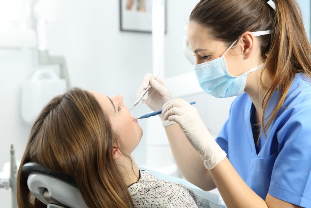 Key Differences Between General Dentists And Endodontists